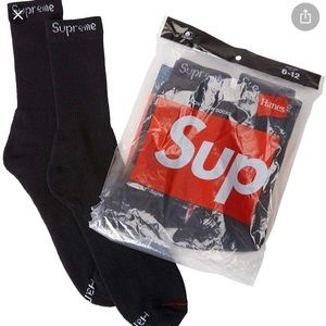 Supreme Hanes Black Socks - NEW 4 pairs